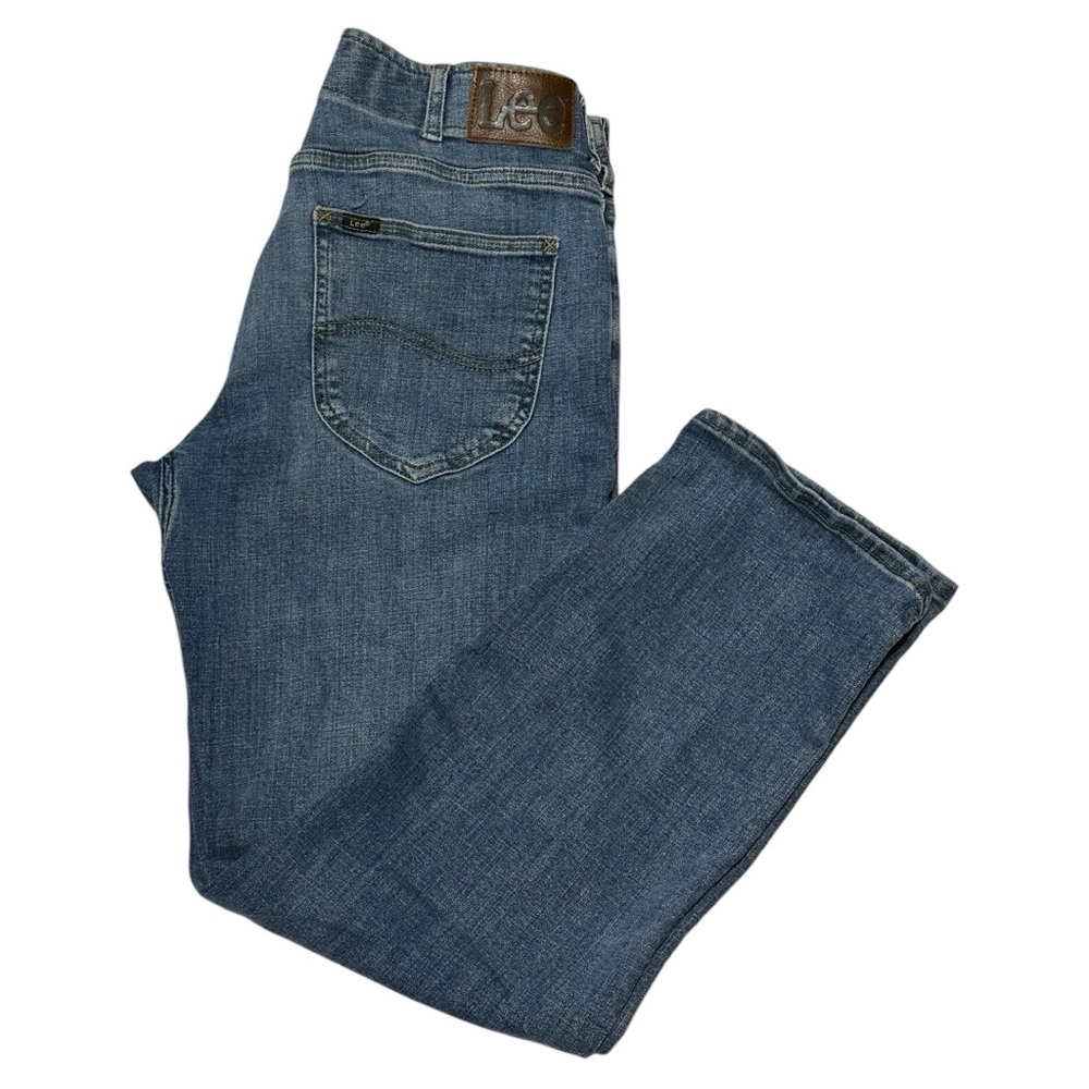 Lee Men’s Extreme Motion Regular Straight Jeans